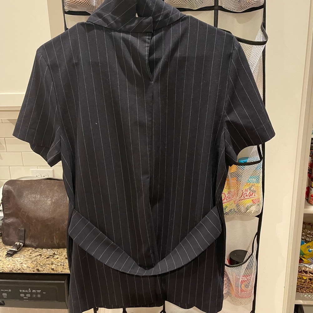 Halogen black womenswear top size medium